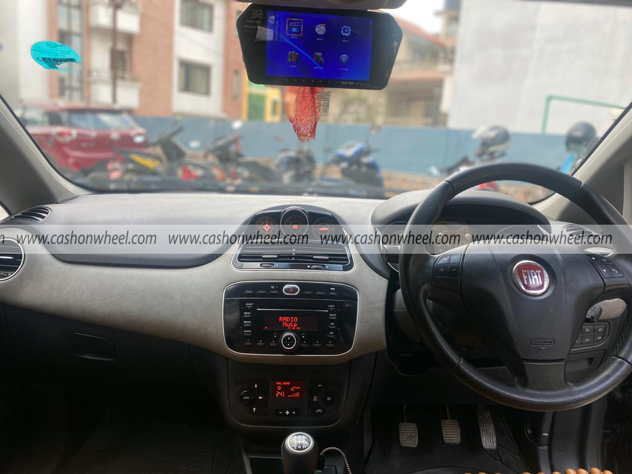Cash on Wheel